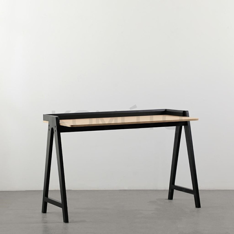 Biurko Compas idealne do nowoczesnego mieszkania