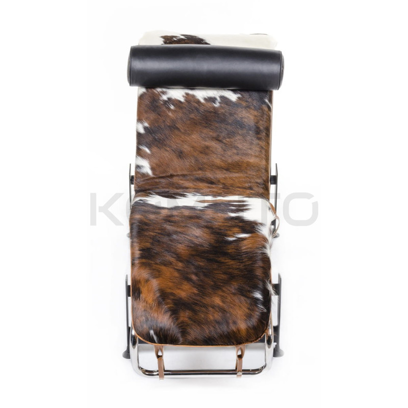 Szezlong inspirowany projektem LC4 Pony deignerska leżanka