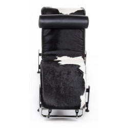 Szezlong inspirowany projektem LC4 Pony deignerska leżanka