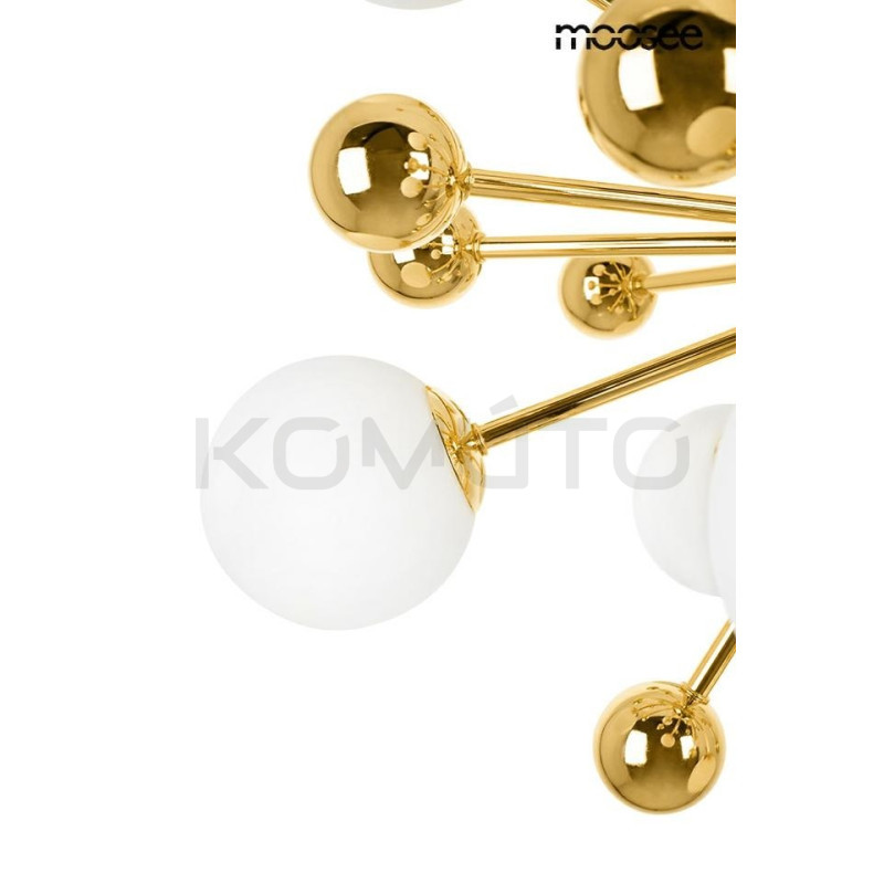 Lampa wisząca Aurelia złota z białymi kloszami do salonu Lampa wisząca Aurelia złota z białymi kloszami do salonu