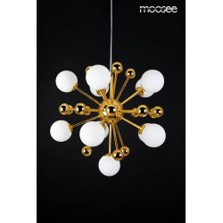 Lampa wisząca Aurelia złota z białymi kloszami do salonu Lampa wisząca Aurelia złota z białymi kloszami do salonu