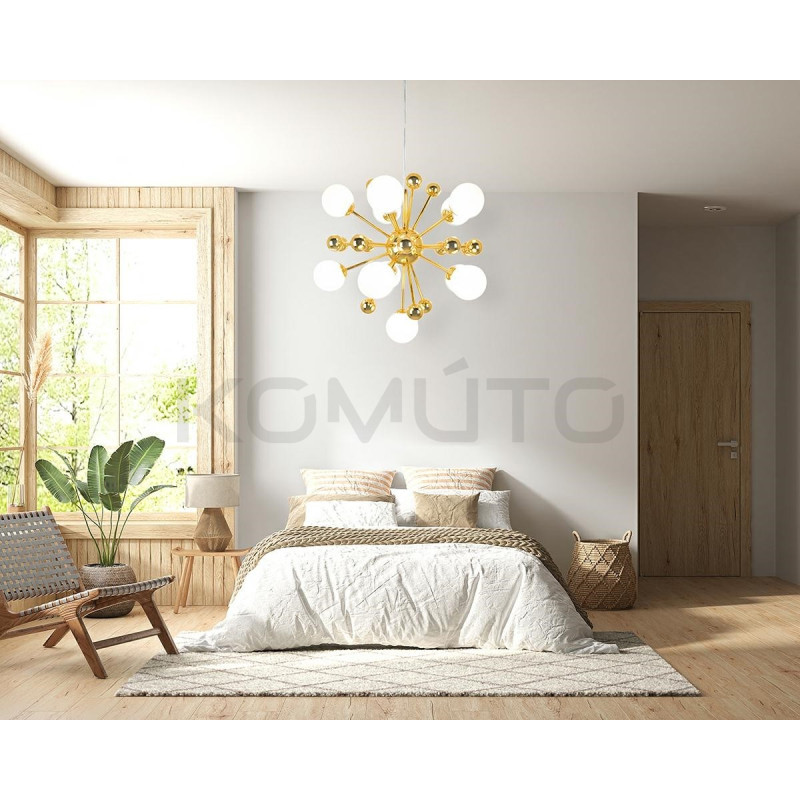 Lampa wisząca Aurelia złota z białymi kloszami do salonu Lampa wisząca Aurelia złota z białymi kloszami do salonu