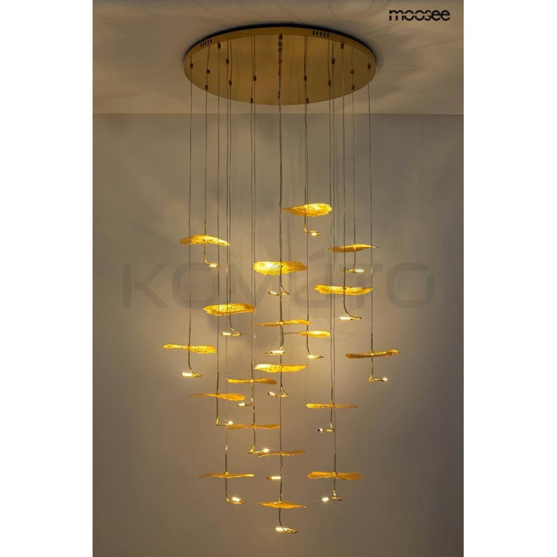 Designerska Lampa wisząca LEAFS DISC złota do wysokiego salonu Designerska Lampa wisząca LEAFS DISC złota do wysokiego salonu