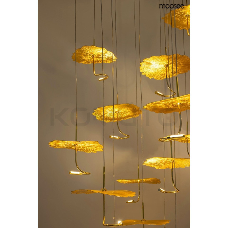 Designerska Lampa wisząca LEAFS DISC złota do wysokiego salonu Designerska Lampa wisząca LEAFS DISC złota do wysokiego salonu