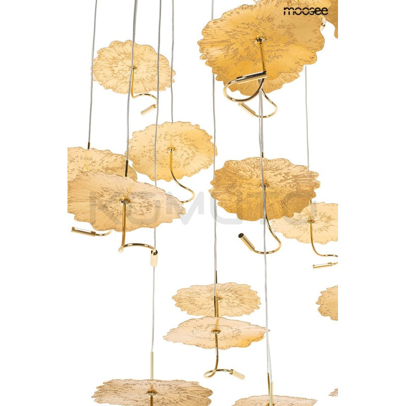 Designerska Lampa wisząca LEAFS DISC złota do wysokiego salonu Designerska Lampa wisząca LEAFS DISC złota do wysokiego salonu