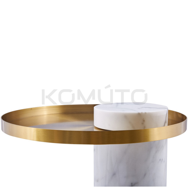 Stolik Kawowy Column podstawa biały marmur złoty blat taca