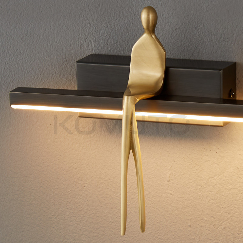 Kinkiet glamour AMICI CZARNO ZŁOTY 31 z siedzącą postacią Kinkiet glamour AMICI CZARNO ZŁOTY 31 z siedzącą postacią