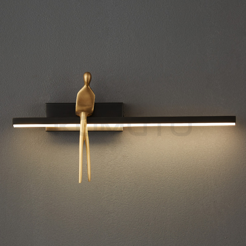 Kinkiet glamour AMICI CZARNO ZŁOTY 31 z siedzącą postacią Kinkiet glamour AMICI CZARNO ZŁOTY 31 z siedzącą postacią