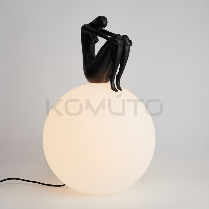 LAMPA STOŁOWA WOMAN-2 czarna średnica klosza 35