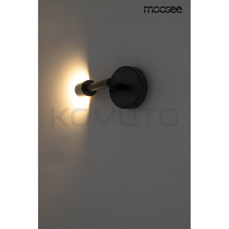 Nowoczesny kinkiet PRISMA – elegancja i funkcjonalność Nowoczesny kinkiet PRISMA – elegancja i funkcjonalność