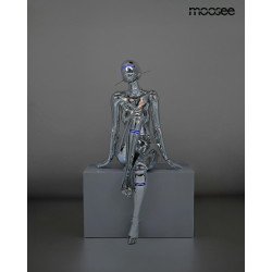 Cyber Woman – Artystyczna Lampa Podłogowa| Limitowana Edycja