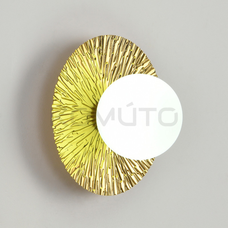 Kinkiet Sun: Złota impresja światła|Artystyczna lampa ścienna