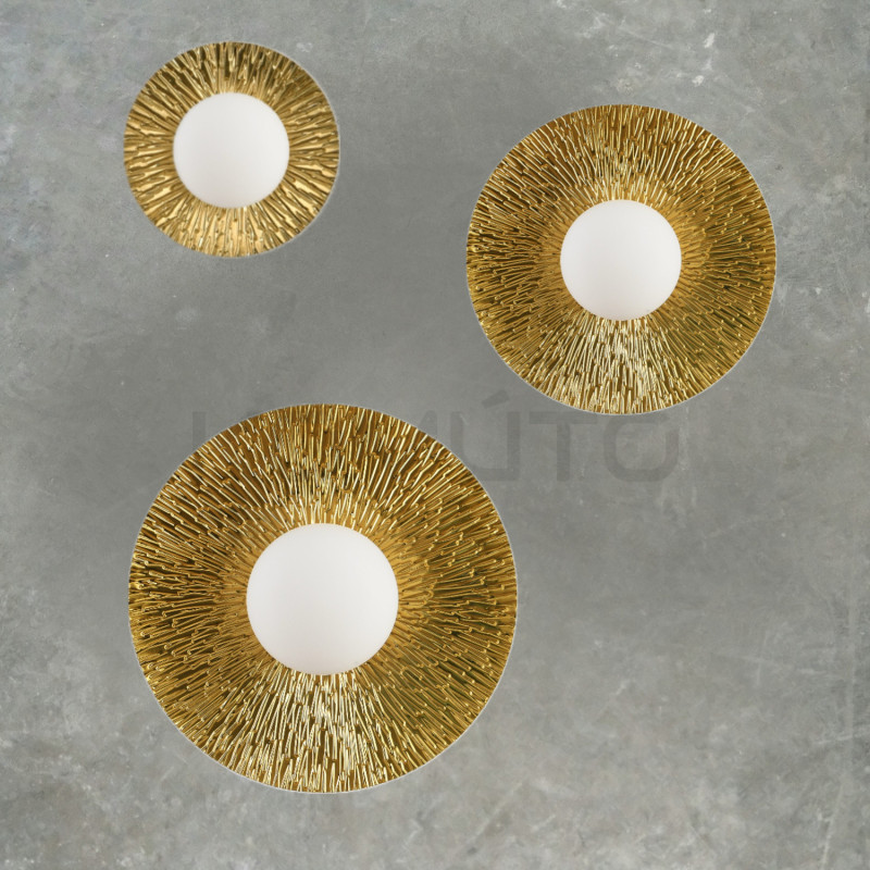 Kinkiet SUN od Komuto – Złoty akcent artystyczny 