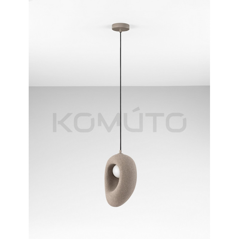 Lampa Wabi brązowa – forma światła inspirowana naturą Lampa Wabi brązowa – forma światła inspirowana naturą
