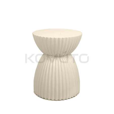 Stolik TURNO – artystyczna forma i design | Komuto.pl