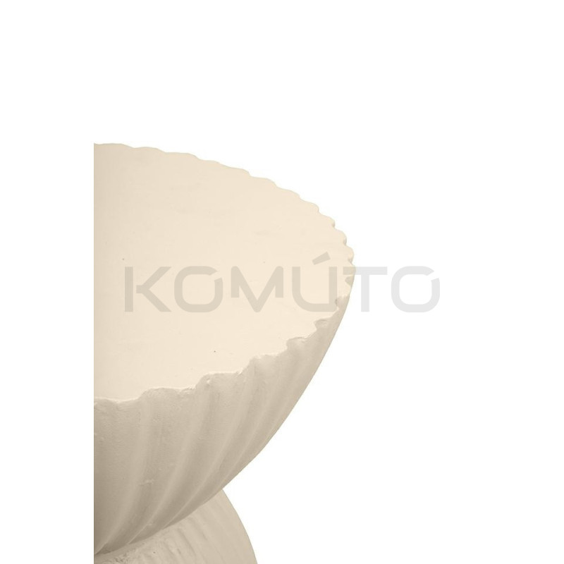 Stolik TURNO – artystyczna forma i design | Komuto.pl