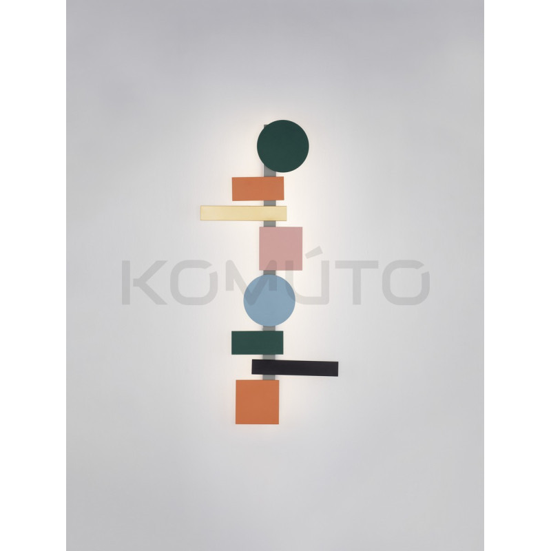 Kinkiet Piet – artystyczna instalacja świetlna na ścianie 