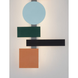 Kinkiet Piet – artystyczna instalacja świetlna na ścianie 