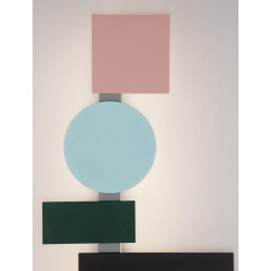 Kinkiet Piet – artystyczna instalacja świetlna na ścianie 