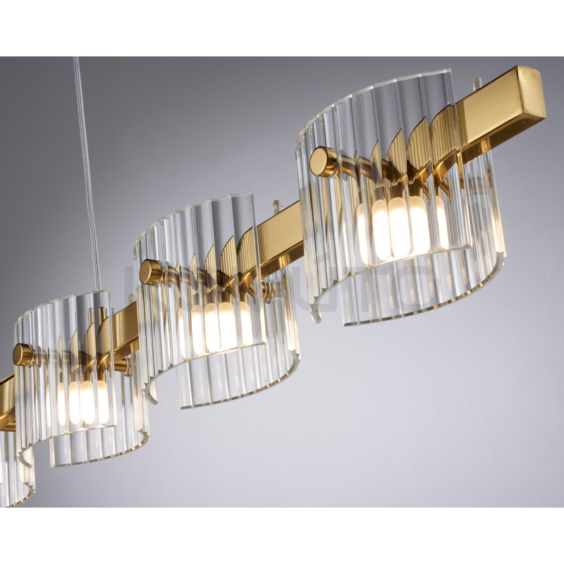 Lampa wisząca BACCIO – poetycka gra światła złotego designu