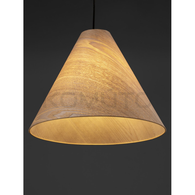 Lampa Solise 45 – światło jako sztuka w drewnie Lampa Solise 45 – światło jako sztuka w drewnie