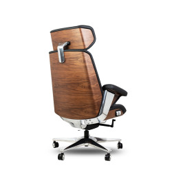 Fotel biurowy COMANDOR czarny – elegancja i komfort pracy