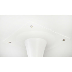 Stół Tulip Skinny 90 czarny – harmonia formy i światła