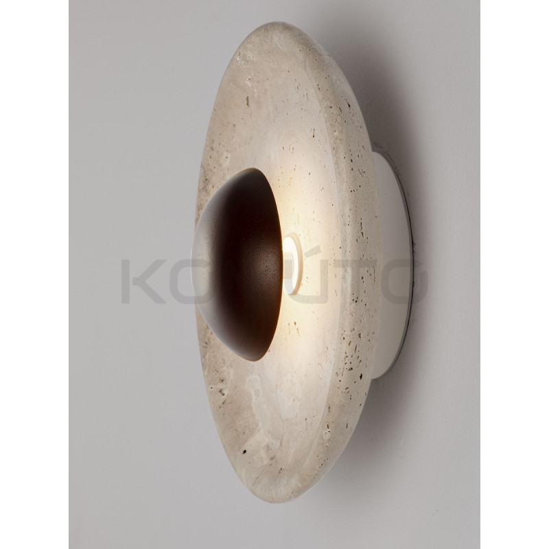 Kinkiet z trawertynu Saturn – designerska lampa ścienna LED