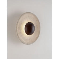 Kinkiet z trawertynu Saturn – designerska lampa ścienna LED