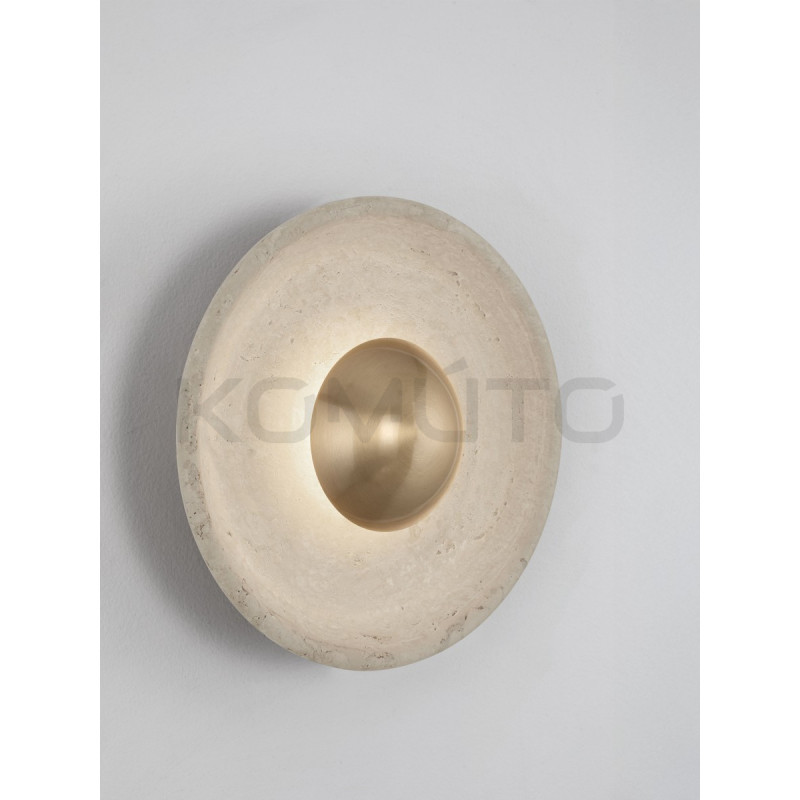 Okrągły kinkiet Saturn z kamienia – trawertynu i złoty metal