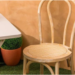 Krzesło Toni z rattanu i drewna – styl Thonet do jadalni i kuchni