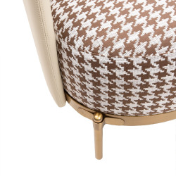 Fotel VENICE – Manifest Stylu. Dialog Pepitki i Złota