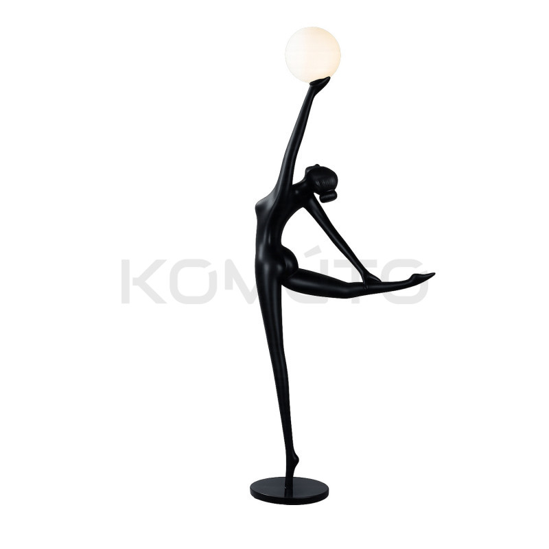 Lampa podłogowa Woman Ballerina – artystyczne oświetlenie