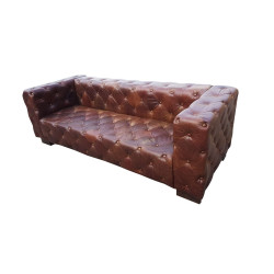 Sofa Chesterfield Moon