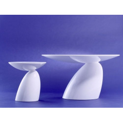 Stół inspirowany projektem Parabel table